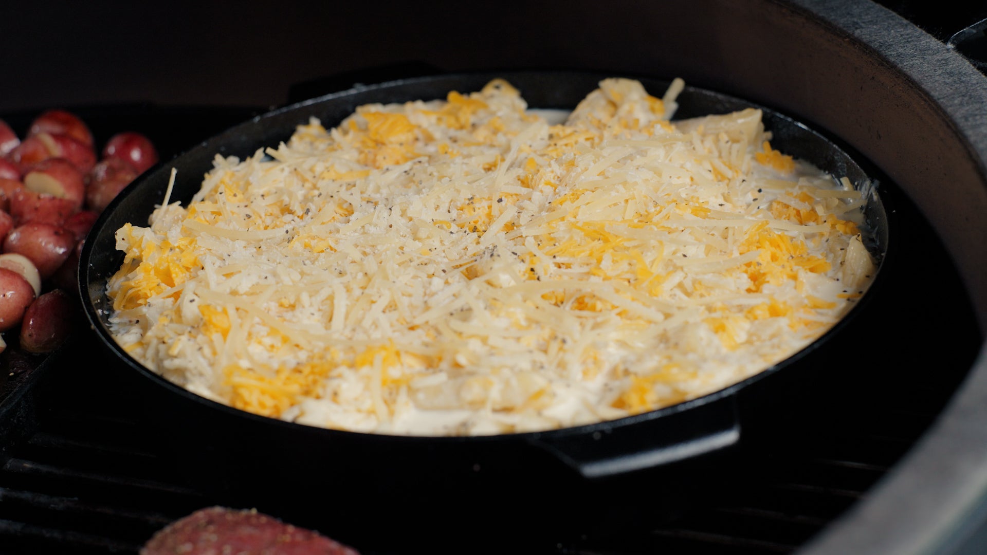 Black Girls Grilling Smoked Mac & Cheese