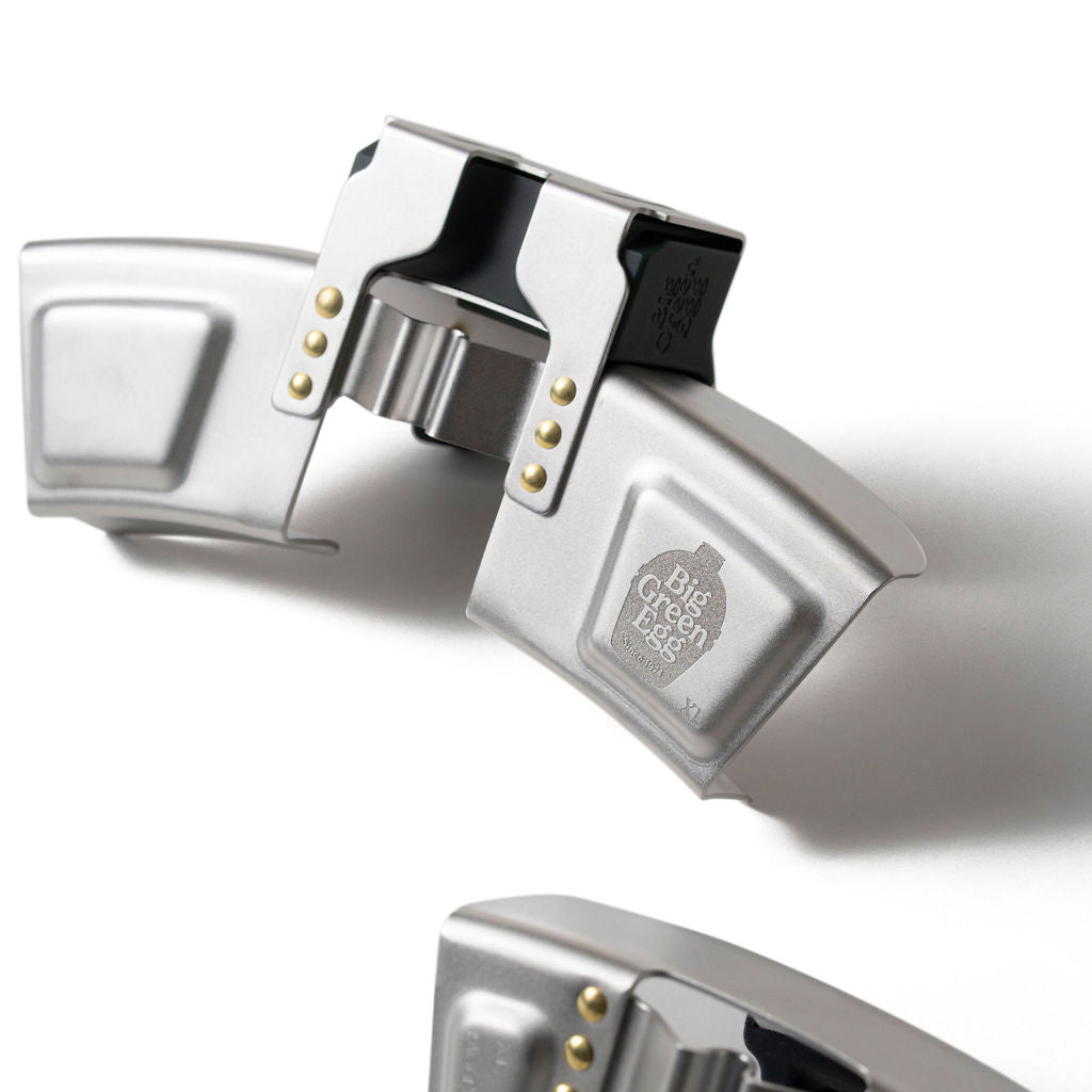 Rotisserie mounting bracket